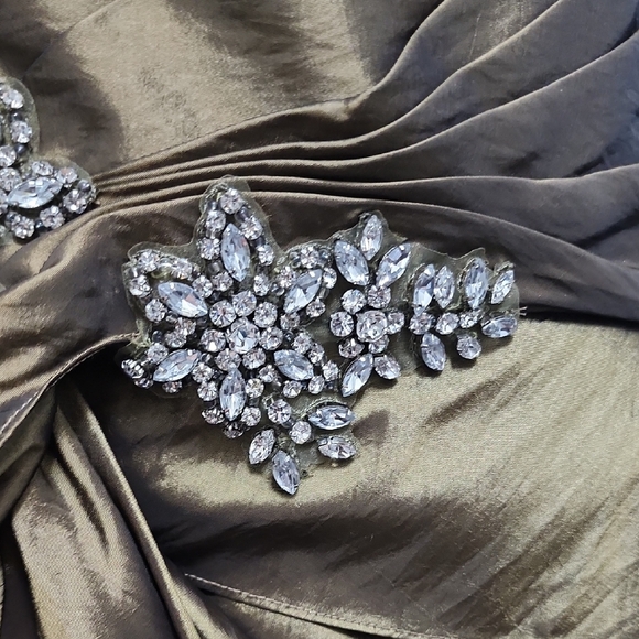 Elegant Strapless Olive Green Evening Gown New With Tags Size 14 - Picture 3 of 15